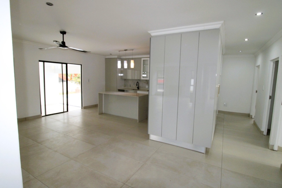 5 Bedroom Property for Sale in Gonubie North Eastern Cape